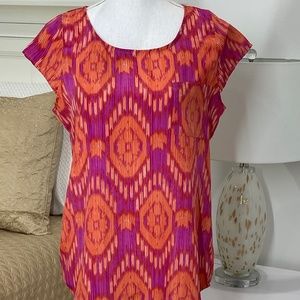 Olive & Oak Key Hole Back Top Size Small